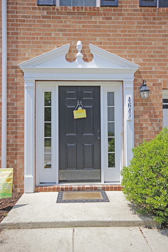 Photo - Liberty Crossing