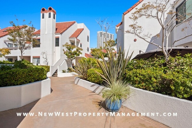 Building Photo - Lovely Marina District 2-bedroom at Park R... Unit #15 Rental