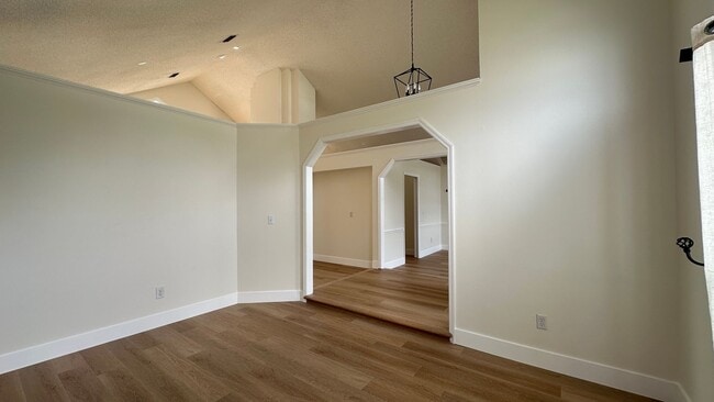 Photo - 935 Shriver Cir