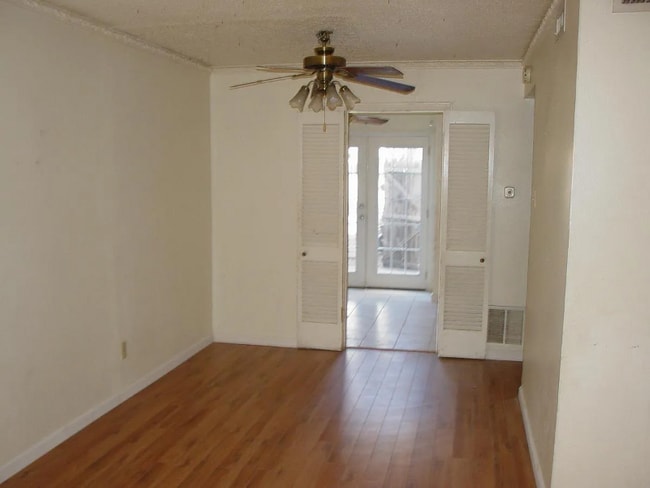 Photo - 9828 Valley Meadow Ct
