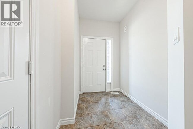 Photo - 89 Medici Ln