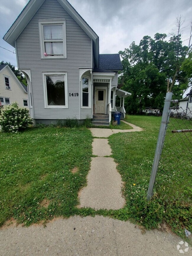 Building Photo - 1419 Geneva St Rental