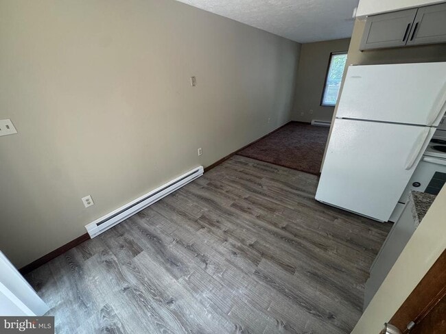 Photo - 520 Allston Cir