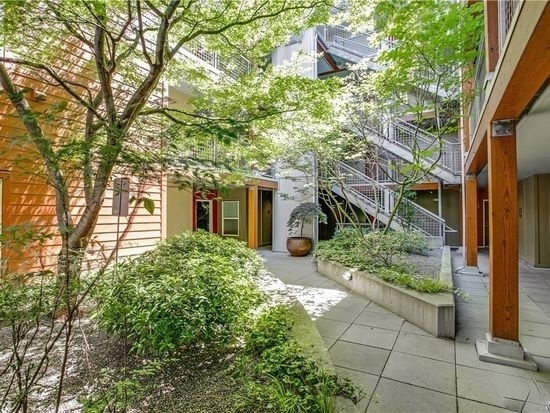 Photo - 2440 Western Ave Unidad 615