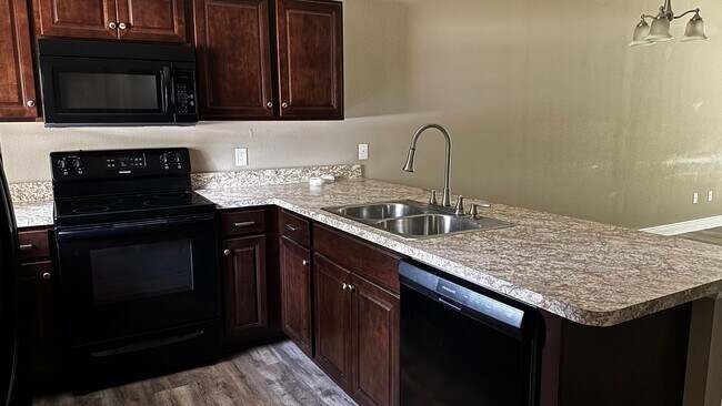 Photo - 9210 N Travis Dr Unit 9210 N Travis Drive
