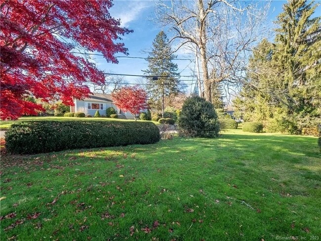 Photo - 5 Saviano Ln
