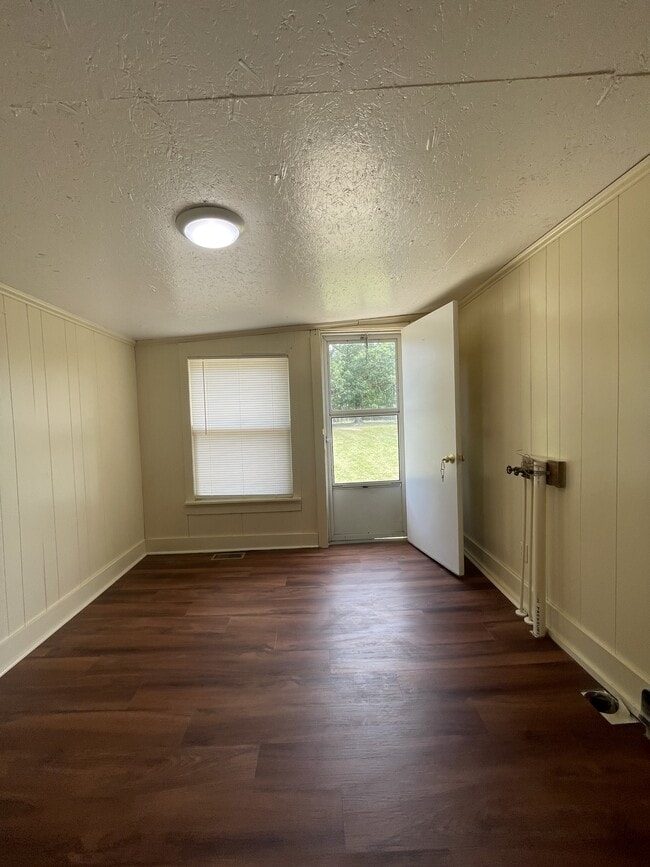 Photo - 2885 Piney Rd