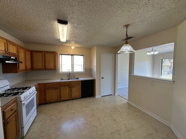 Photo - COMING SOON !