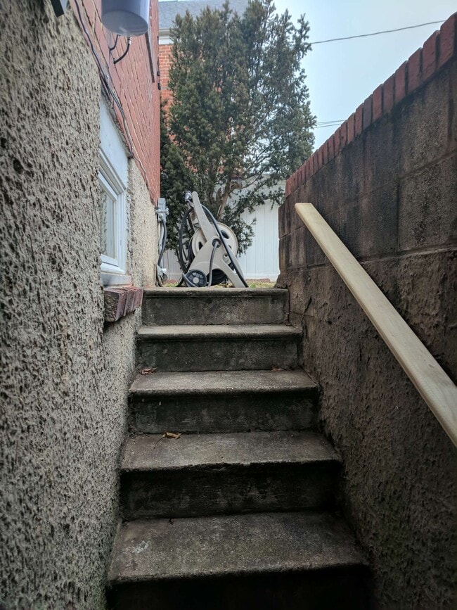 Photo - 1219 Brewster st. Unit #2