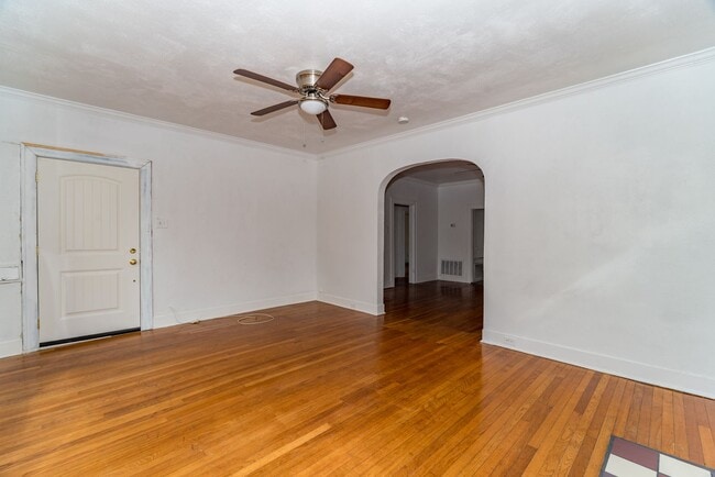 Photo - 2-BEDROOM COTTAGE IN TOBIN HILL