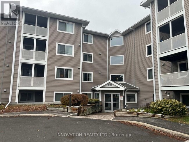 Photo - 316 Lorry Greenberg Dr Unité 117