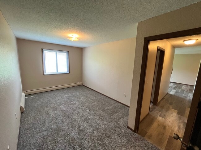 Oakridge Apartments