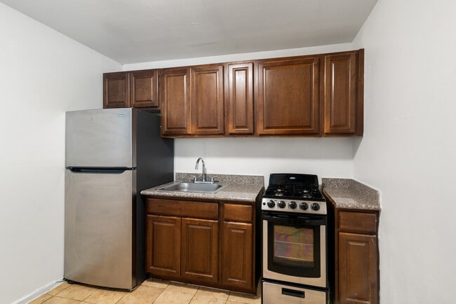 Building Photo - San Gabriel Square Apartments