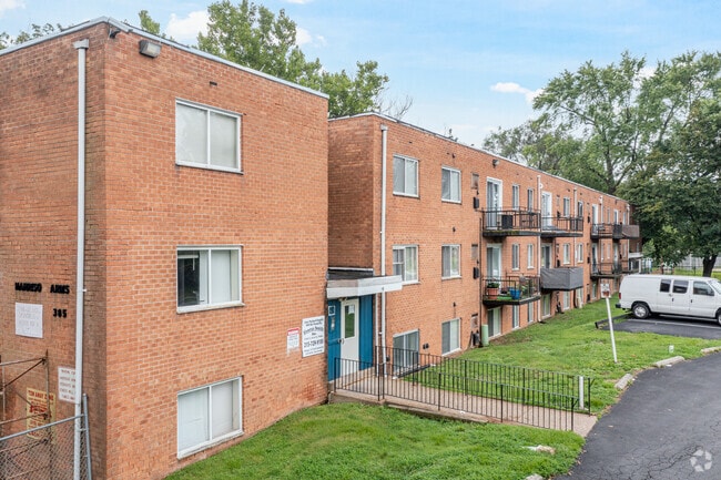 Harrison Court Apartments - Harrison Court Apartments