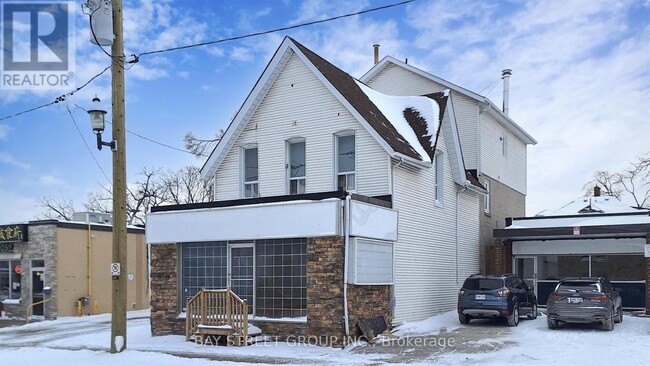 Photo - 66 Maple Ave