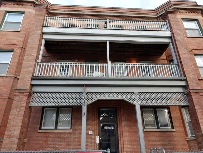 Photo - 6219 S Rhodes Ave Casa