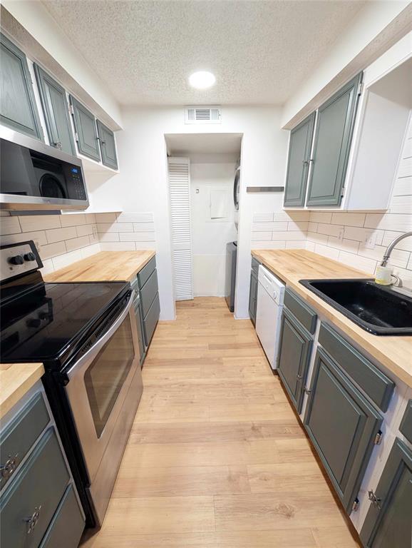 Photo - 11130 N Stratford Dr