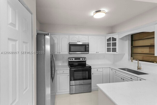 Photo - 6330 SW 135th Ave