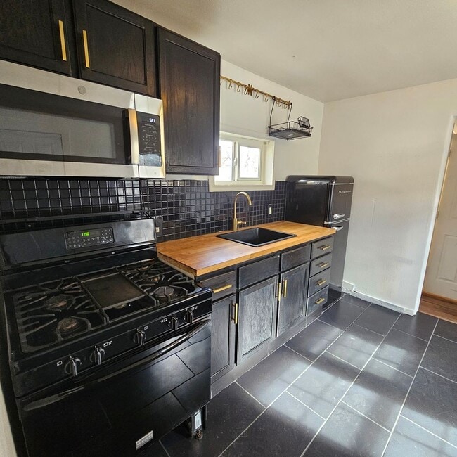 Photo - Home For Rent