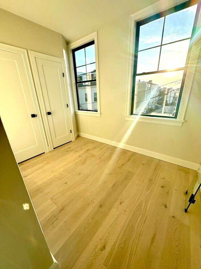 48 Woodward St Unit 3