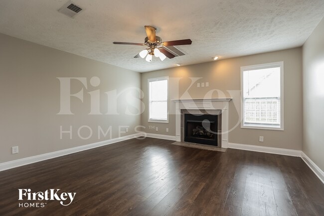 Photo - 1280 Eagle's View Dr