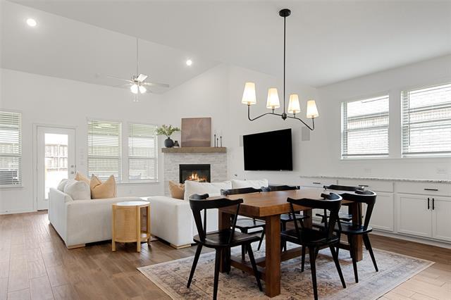 Photo - 1429 Ross Ave