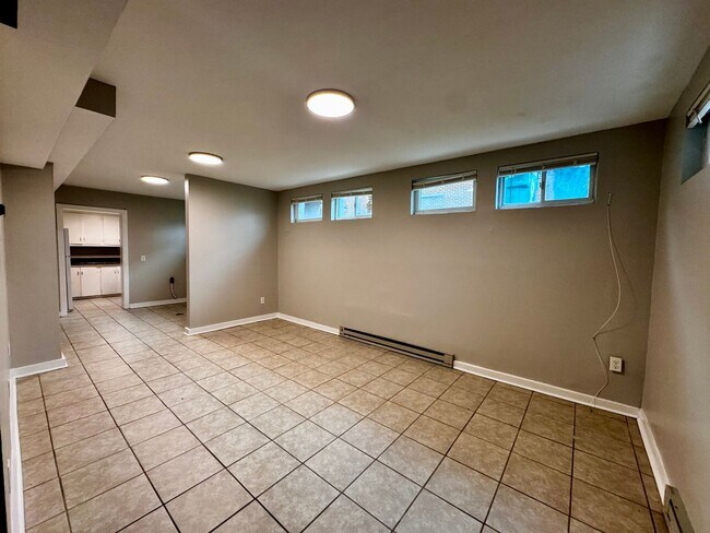327B Maple Lane