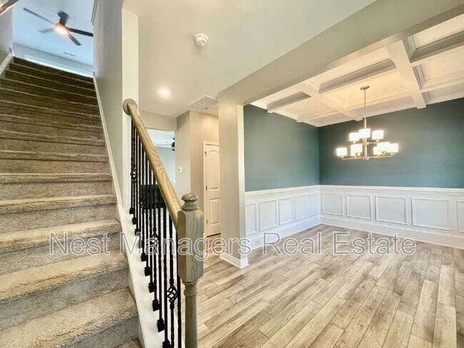 Photo - 356 Kensington Dr