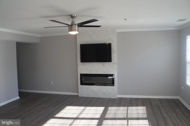 Photo - 5814 Holly Springs Dr N Townhome