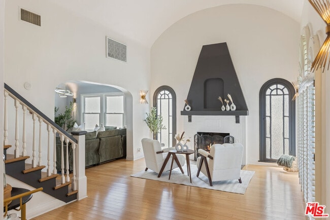Photo - 6316 Drexel Ave