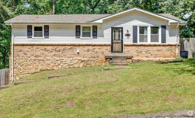 Building Photo - 1143 Chestnut Dr Rental