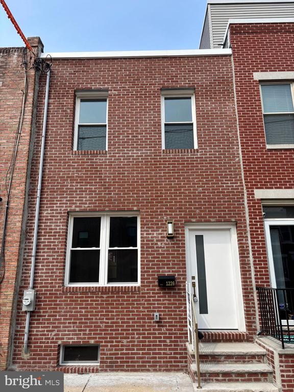 Building Photo - 1226 S 22nd St Rental