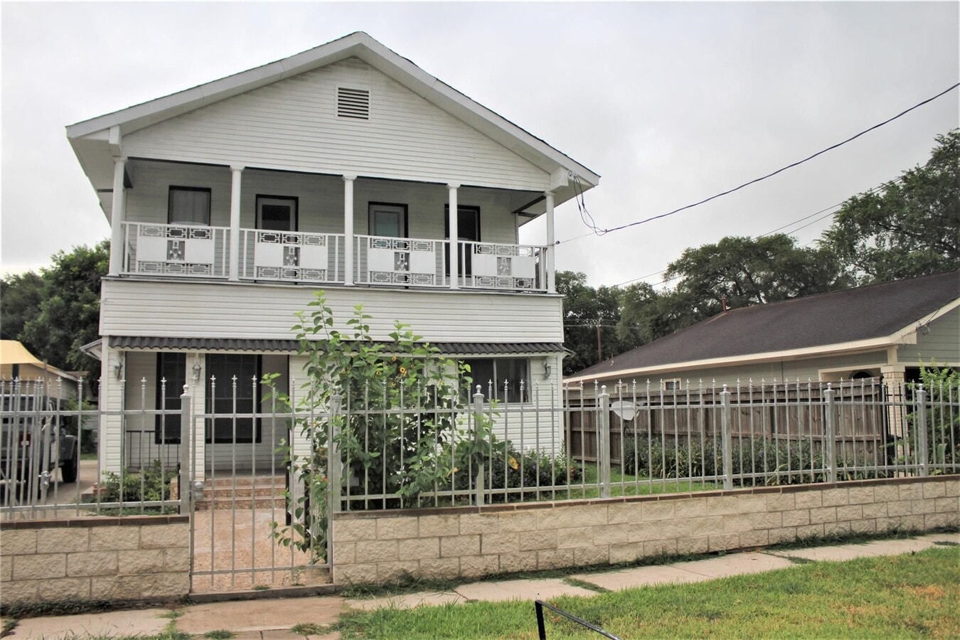 Photo - 7017 Sherman St