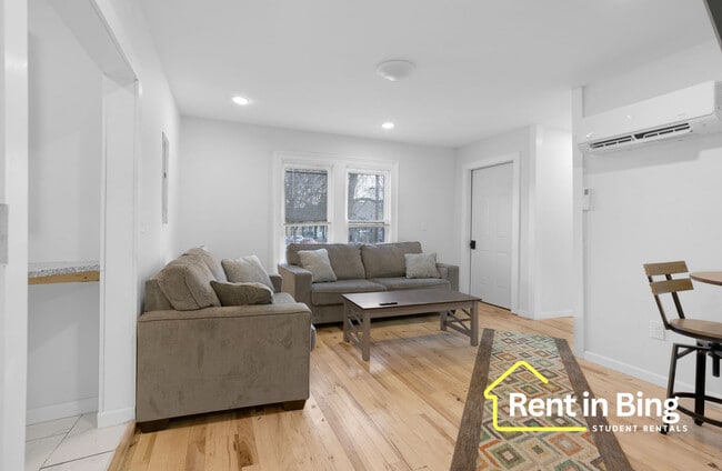 Photo - 38 Seminary Ave