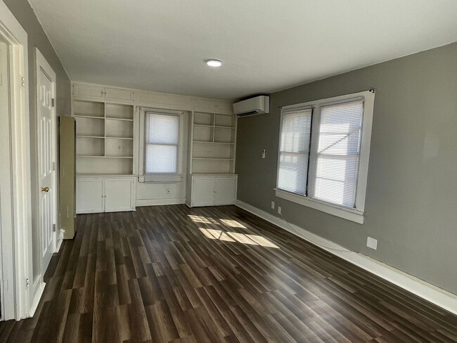 Photo - 703 Ross St Unit B