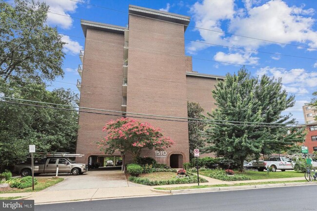 Building Photo - 1510 12th St N Unit 403 Rental