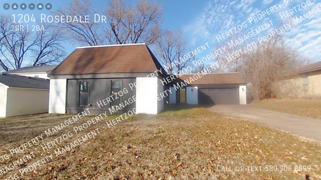 Building Photo - 1204 Rosedale Dr