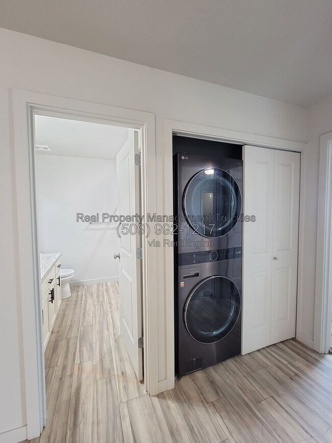 Photo - 412 Whitefish Ln