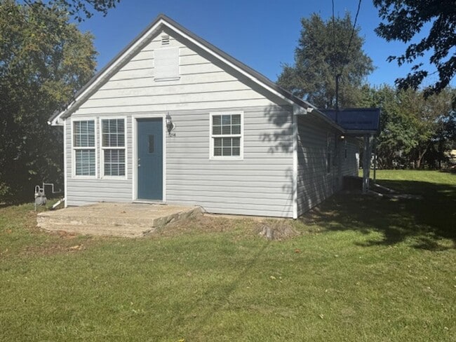 Building Photo - Recently Remodeled 3-BR Home in Osceola
