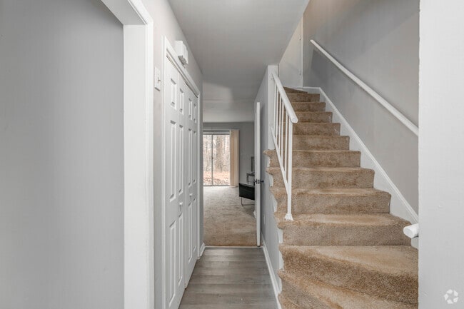 2 habitaciones, 1 baño - 830 pies cuadrados - Park Fairfax Apartments