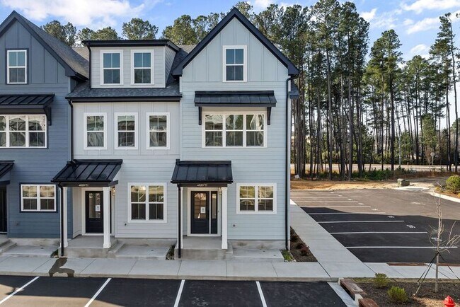 Photo - 4820 Gossamer Ln