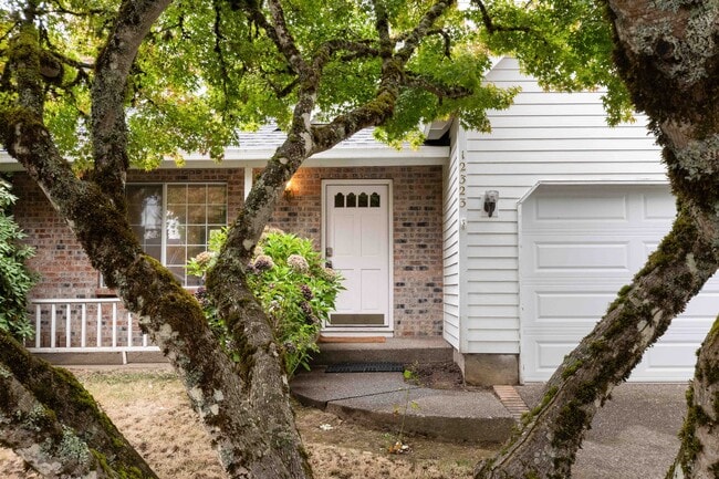 Photo - 12323 SW Millview Ct