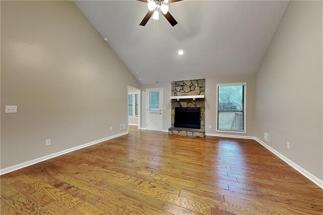 Photo - 2816 Quinbery Dr