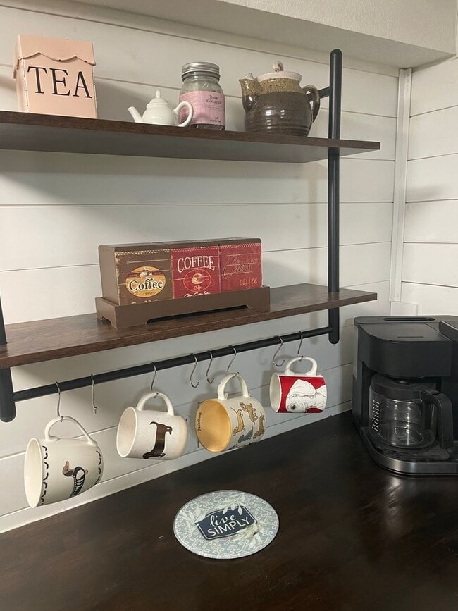 Photo - 1821 6th Ave