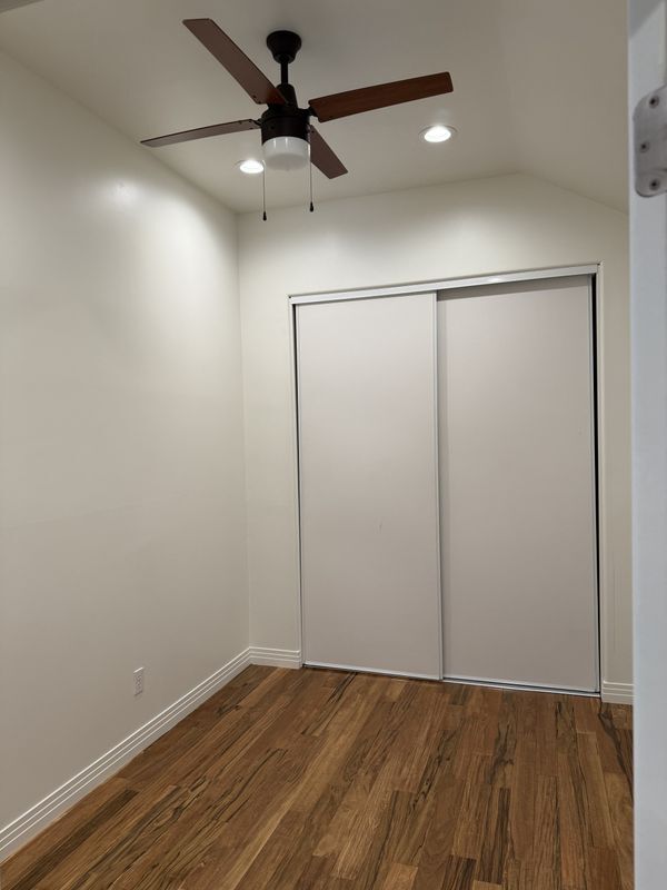 Photo - 686 Atchison St