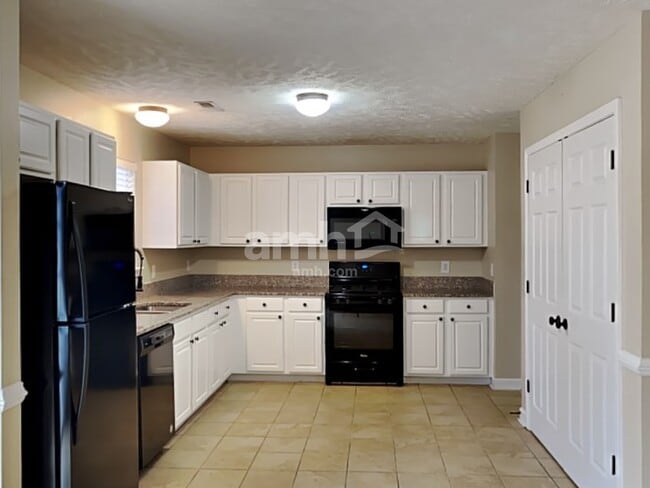 Photo - 6005 Mountview Dr