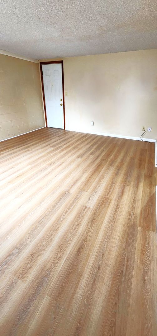 223 E 2nd St Unit 3