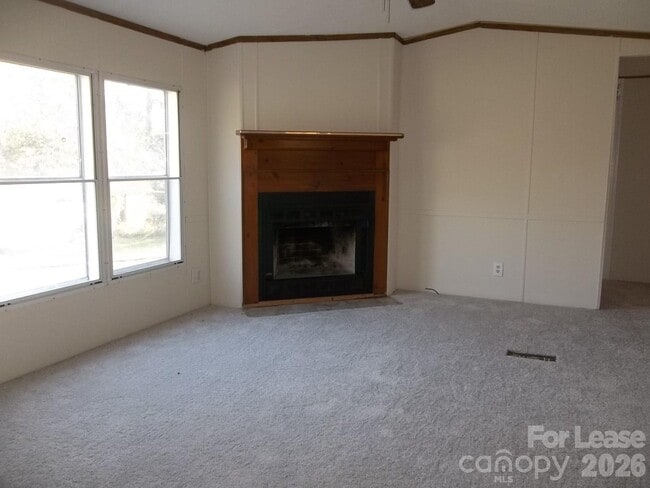 150 Thornwood Ln
