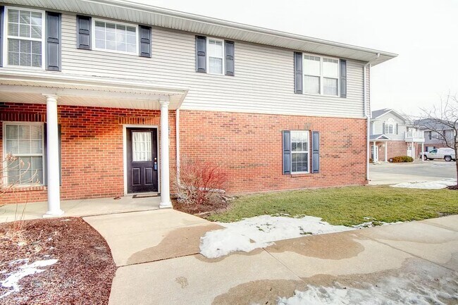 Photo - 103 Yorkminster Ln Unit 7