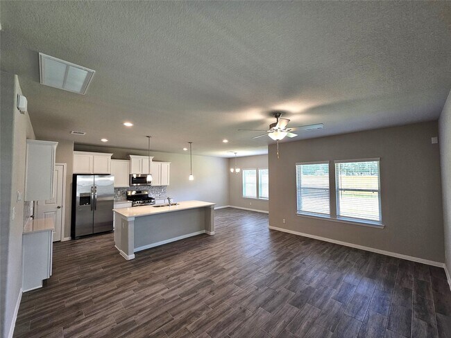 Photo - 25609 Aster Trl